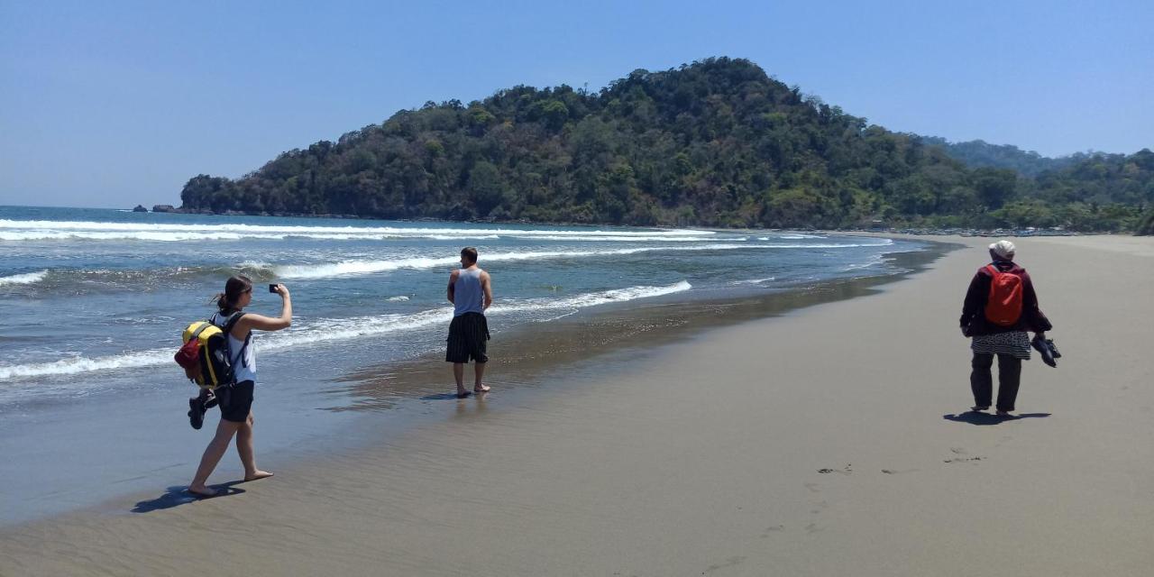 Cheap Inn Banyuwangi Banyuwangi  Luaran gambar