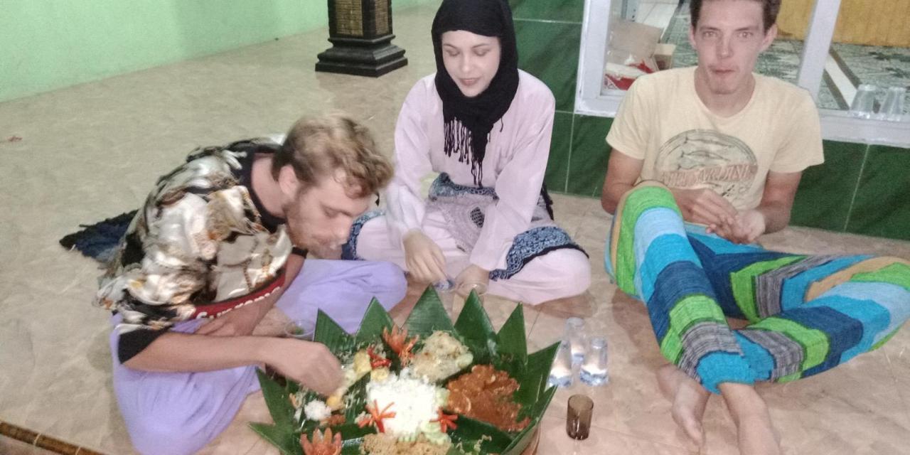 Cheap Inn Banyuwangi Banyuwangi  Luaran gambar