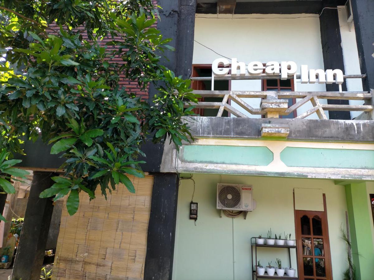 Cheap Inn Banyuwangi Banyuwangi  Luaran gambar