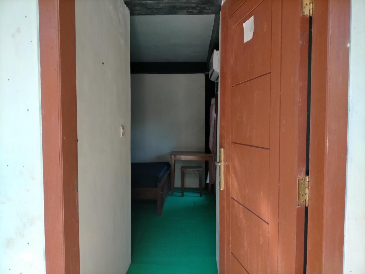 Cheap Inn Banyuwangi Banyuwangi  Luaran gambar