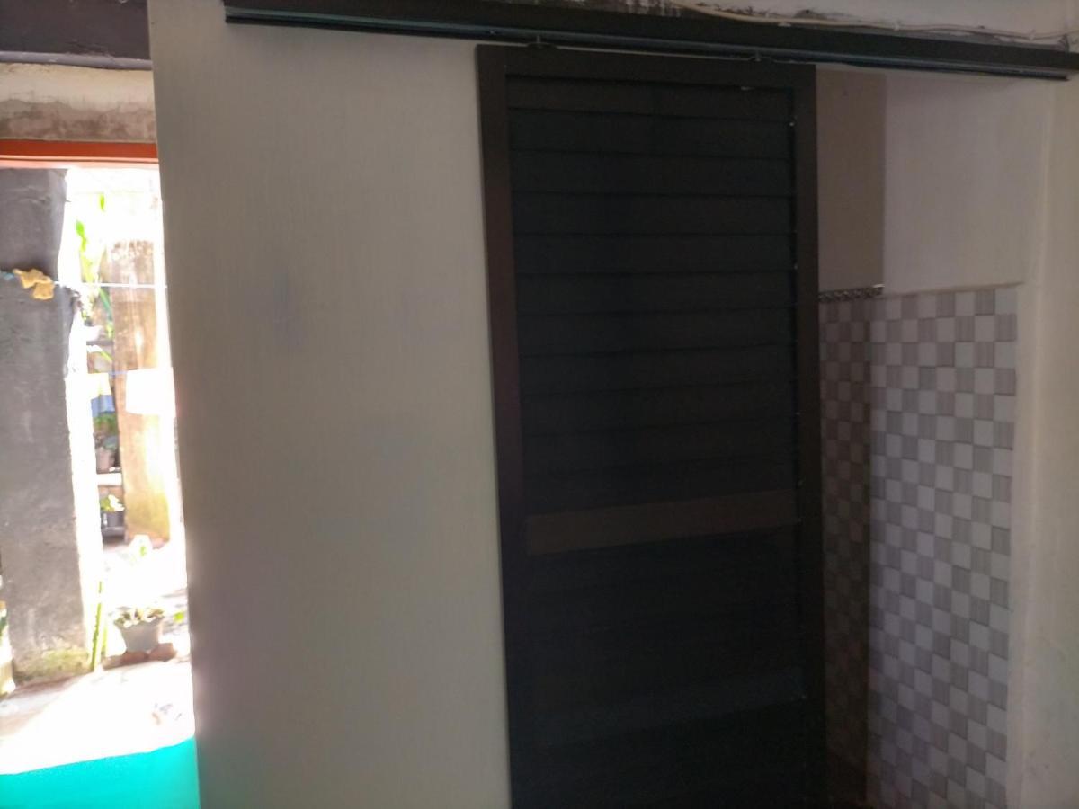 Cheap Inn Banyuwangi Banyuwangi  Luaran gambar