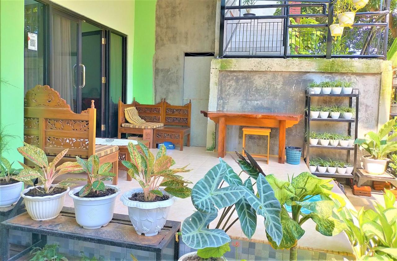Cheap Inn Banyuwangi Banyuwangi  Luaran gambar
